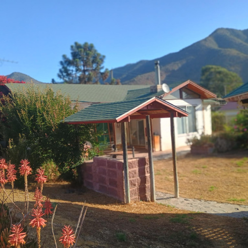 Casa con terreno a pies de La Campana